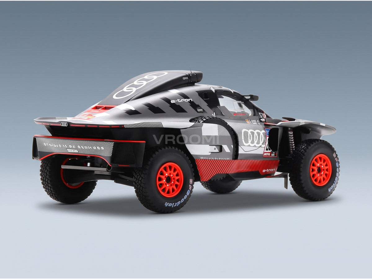 Audi RS Q E-TRON Team Audi Sport No. 207 Carlos Sainz Lucas Cruz Rally Dakar 2023 Spark Model 1:18 scale model - rear three-quarter view