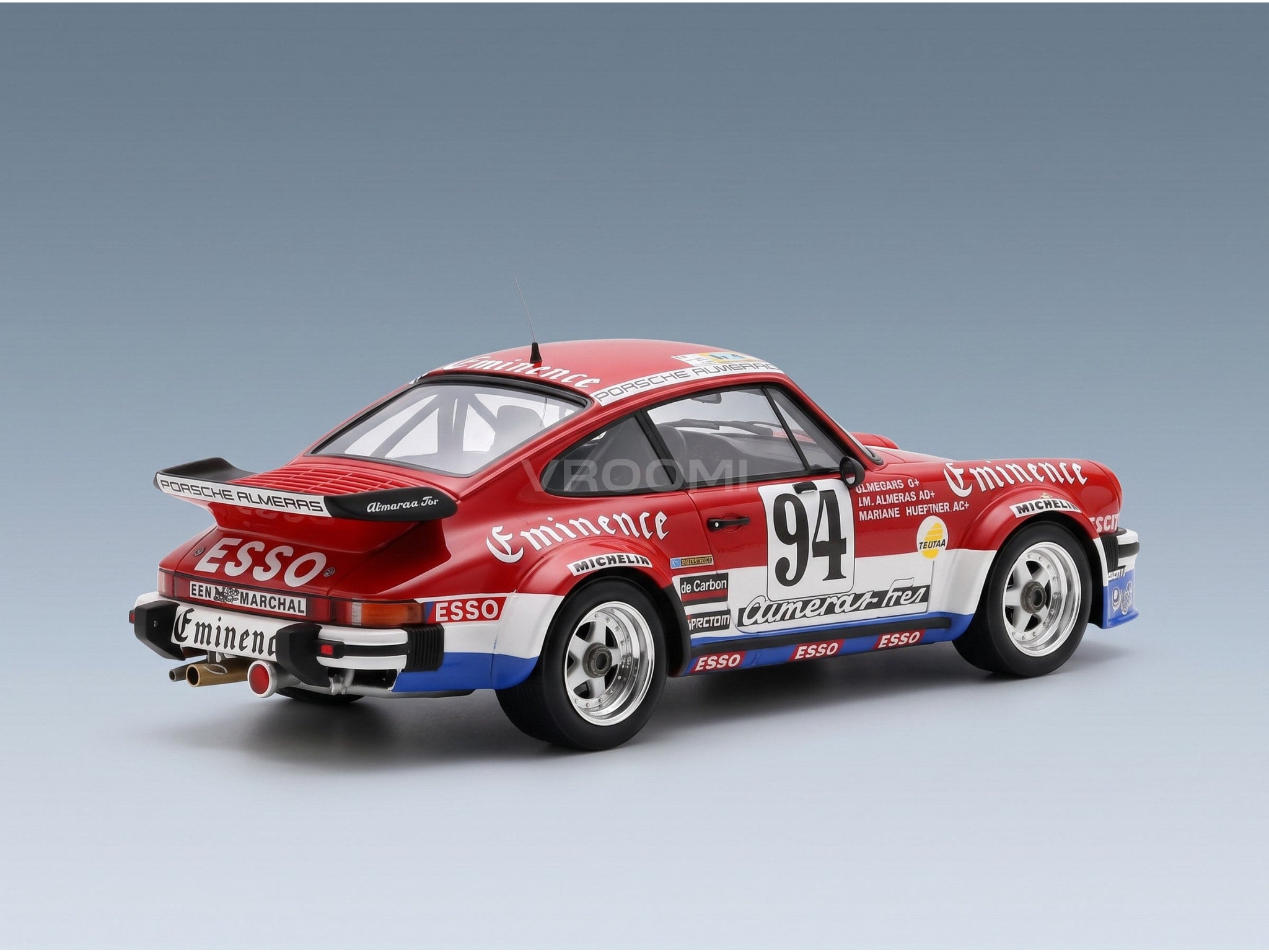 Porsche 911 934 3.3L Turbo Equipe Almeras Freres No. 94 Jacques Almeras Jean Marie Almeras Marianne Hoepfner 24h Le Mans 1980 Spark Model 1:18 scale model - rear three-quarter view