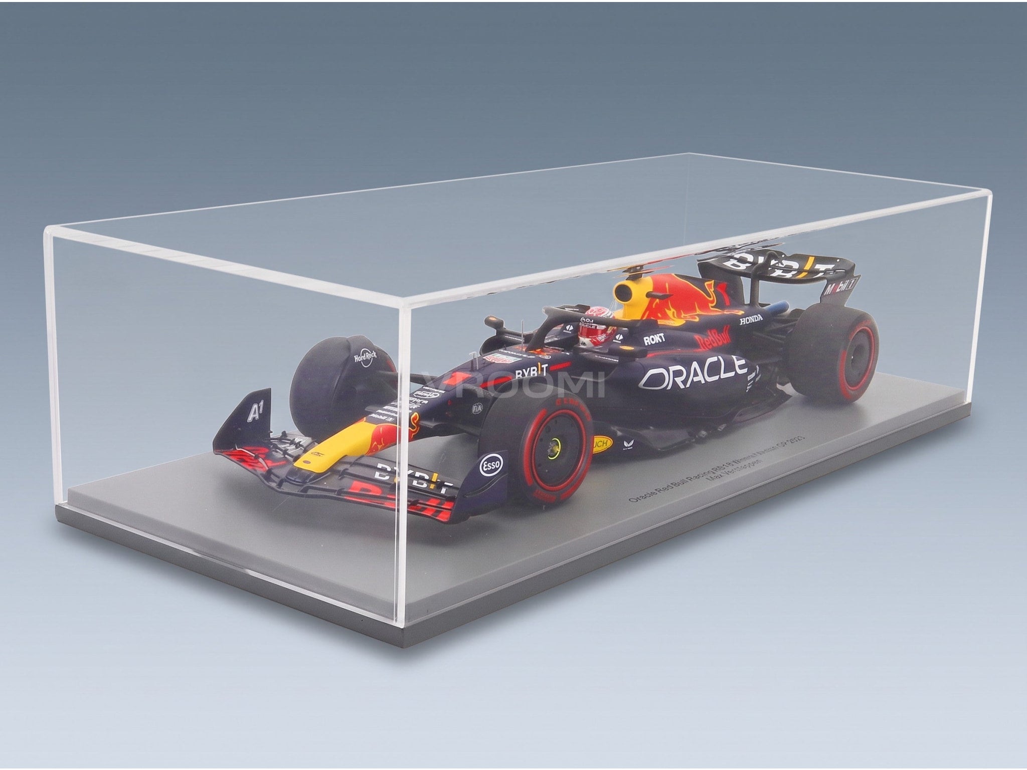 Red Bull RB19 Oracle Red Bull Racing No. 1 Max Verstappen Winner British GP World Champion 2023 Spark Model 1:18 scale model - original packaging