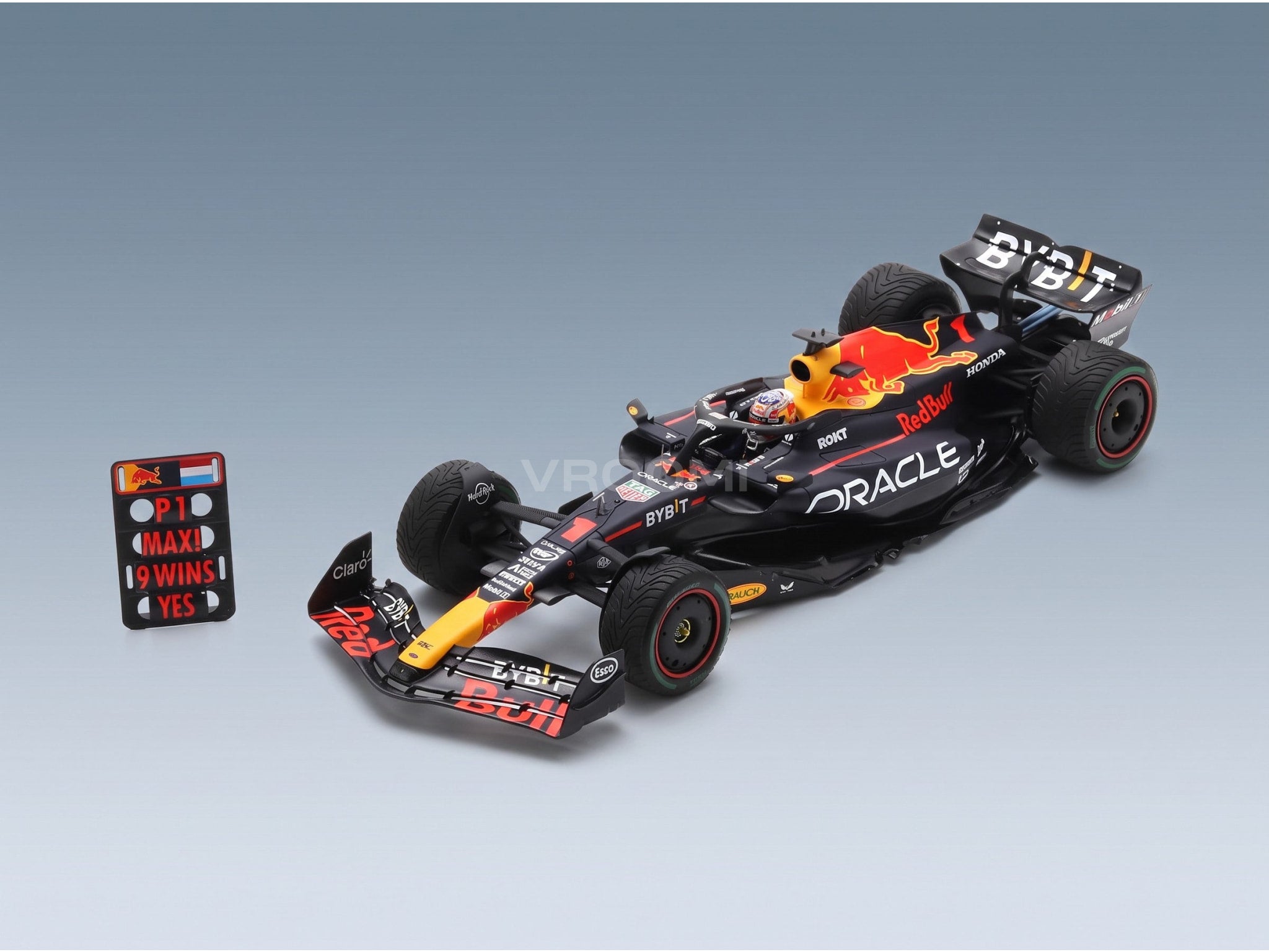 Red Bull RB19 Oracle Red Bull Racing No. 1 Max Verstappen Winner Dutch GP World Champion 2023 Spark Model 1:18 scale model - front three-quarter view