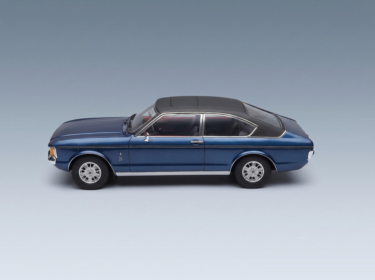Ford Granada Coupé 1972 Blue Black Schuco 1:18 scale model - side view