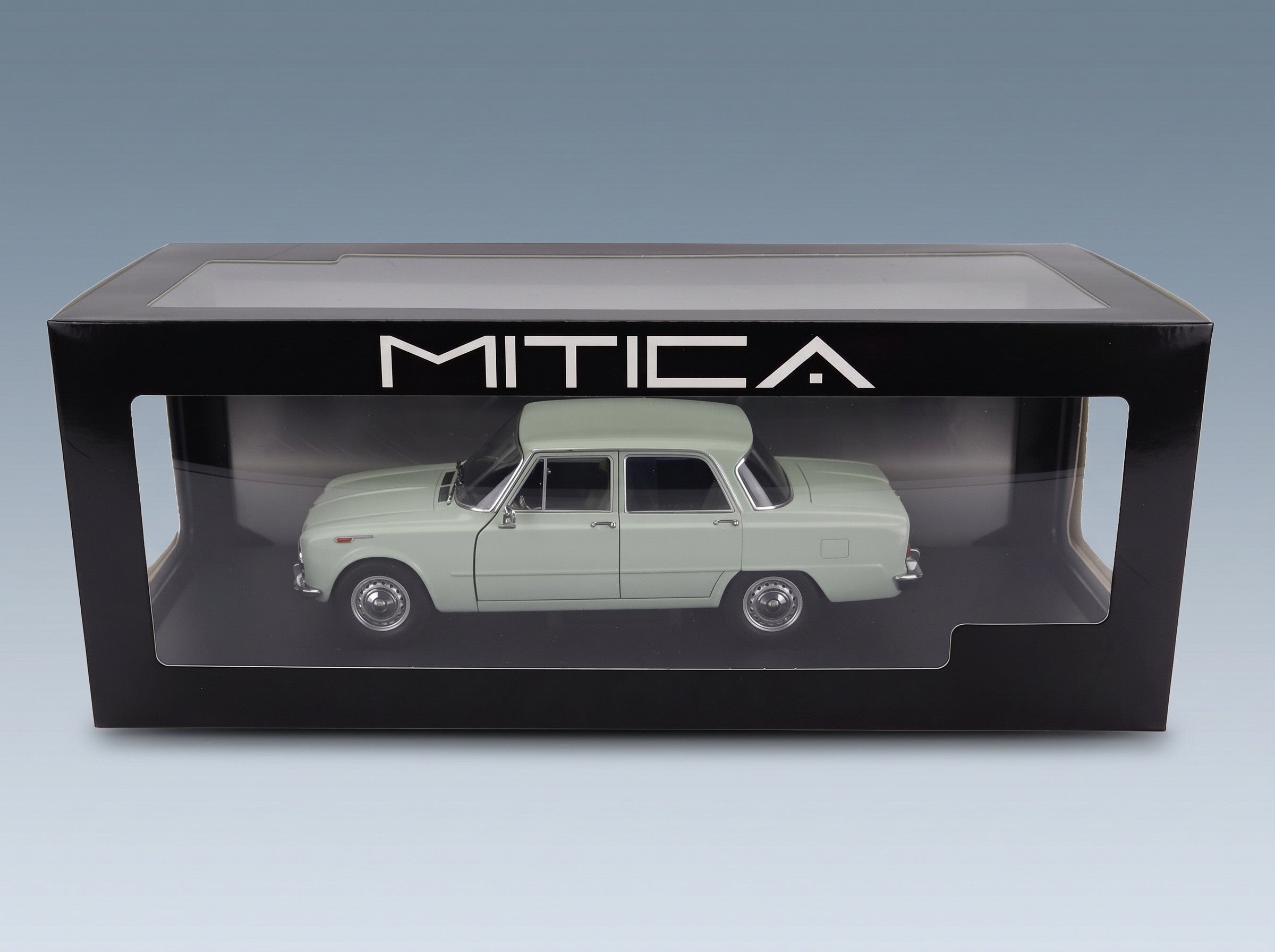 Alfa Romeo Giulia 1.6 Ti 1962 Acqua di Fonte Very Light Green Mitica 1:18 scale model - original packaging
