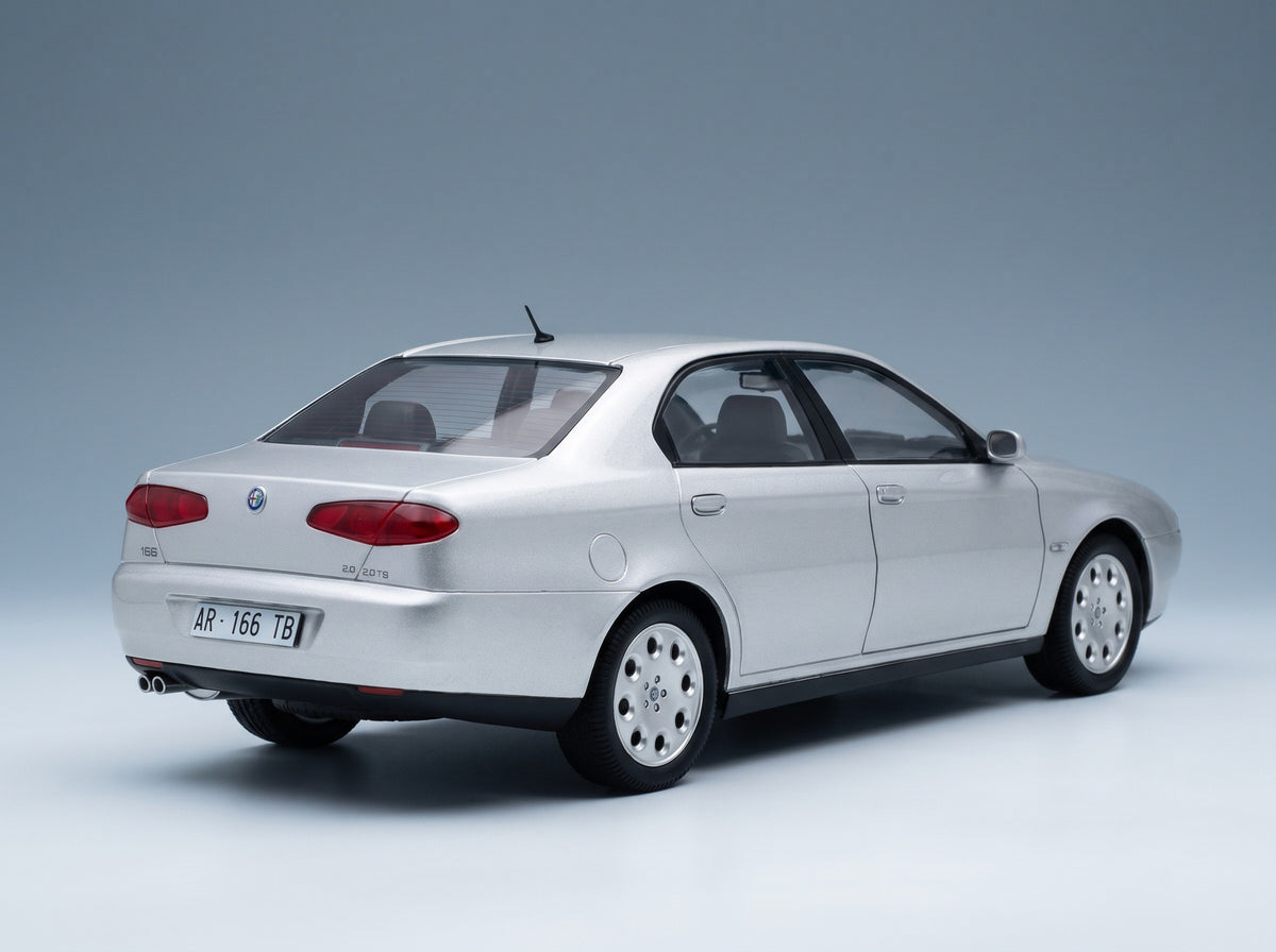 Alfa Romeo 166 2.0 V6 TB 1998 Silver Black Interior Mitica 1:18 scale model - rear three-quarter view
