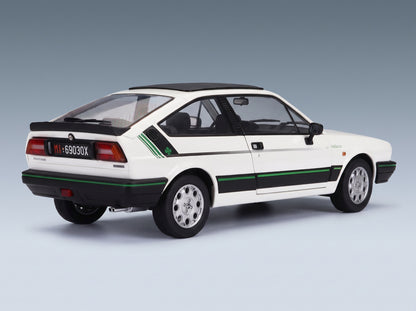 Alfa Romeo Sprint 1.5 Quadrifoglio Verde Balocco 1984 Bianco Capodimonte Mitica 1:18 scale model - rear three-quarter view