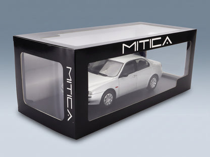 Alfa Romeo 156 2.0 Twin Spark 1997 Silver Mitica 1:18 scale model - original packaging