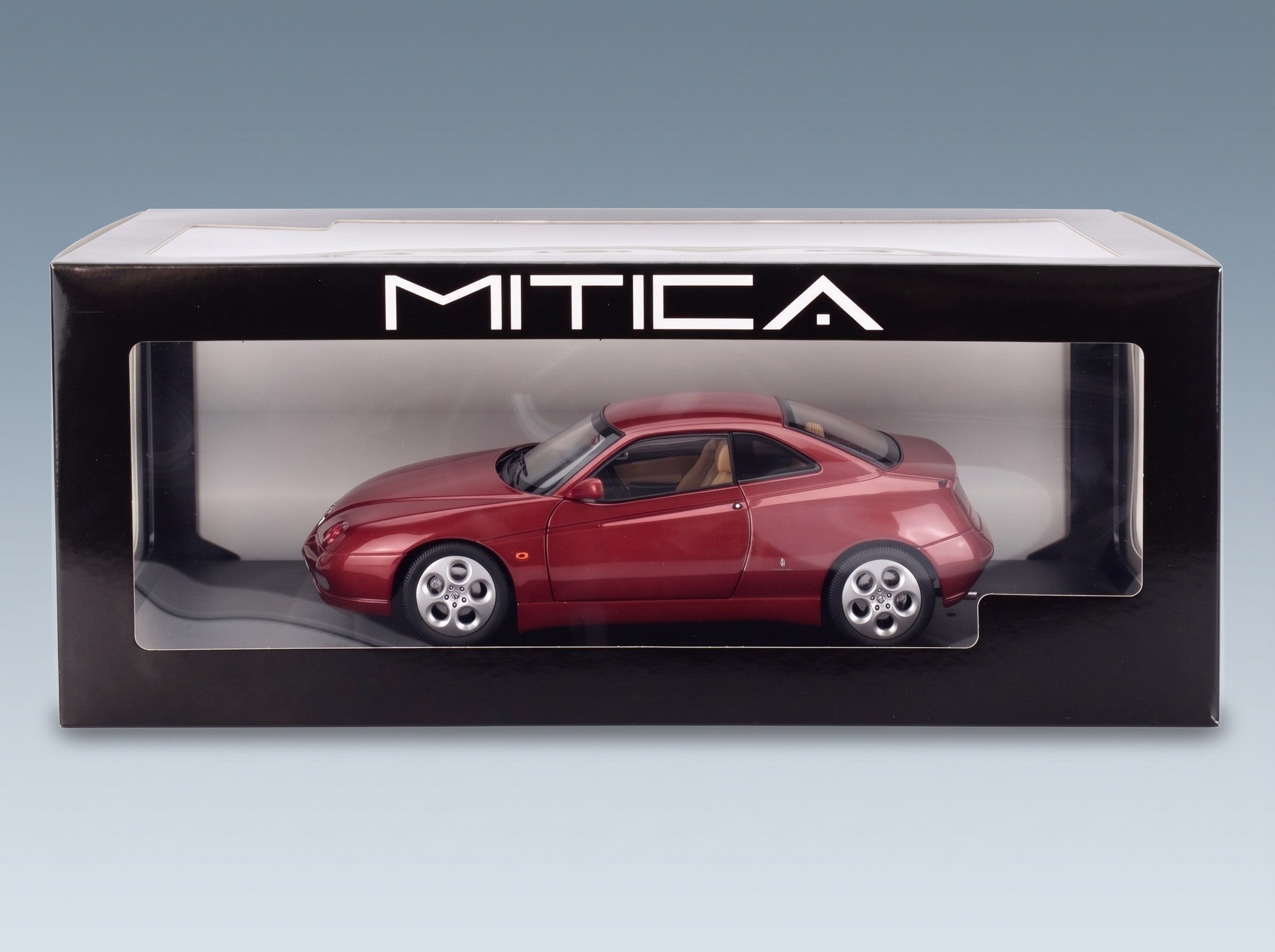 Alfa Romeo GTV 2.0 TS 16V 1998 Rosso Proteo 195 Mitica 1:18 scale model - original packaging