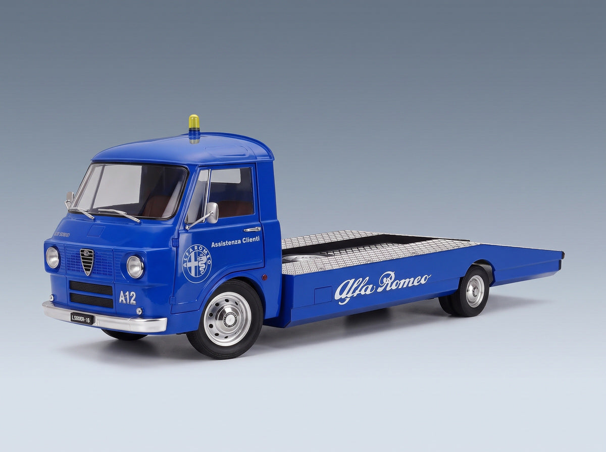 Alfa Romeo A12 (F12) Carro Attrezzi Prima Serie Assistenza Clienti 1967 Blue Mitica 1:18 scale model - front three-quarter view