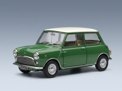 Mini Cooper MK1 1966 Green Ivory Mitica 1:18 scale model - front three-quarter view