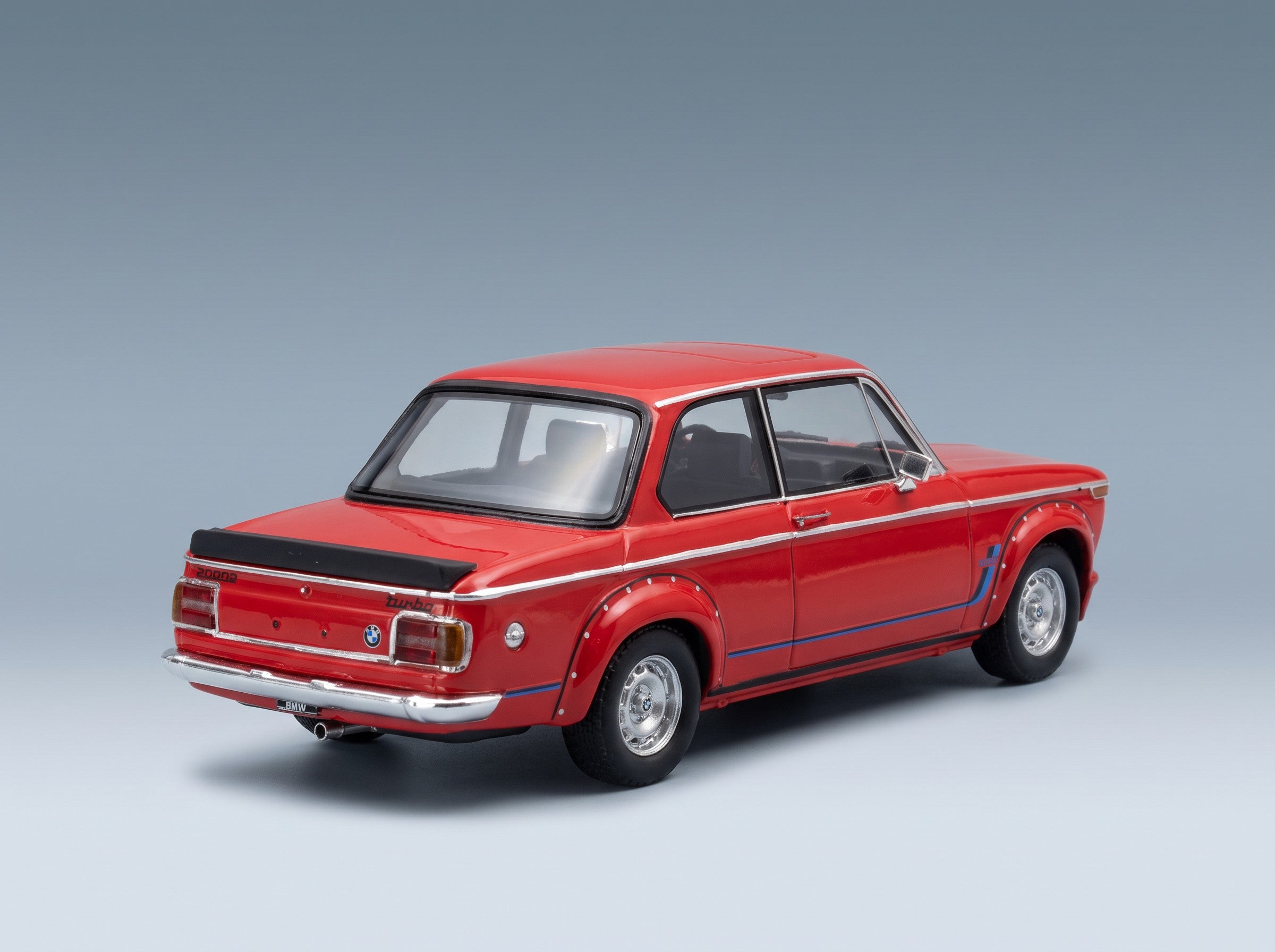 BMW 2002 Turbo 1973 Red Schuco 1:43 scale model - rear three-quarter view