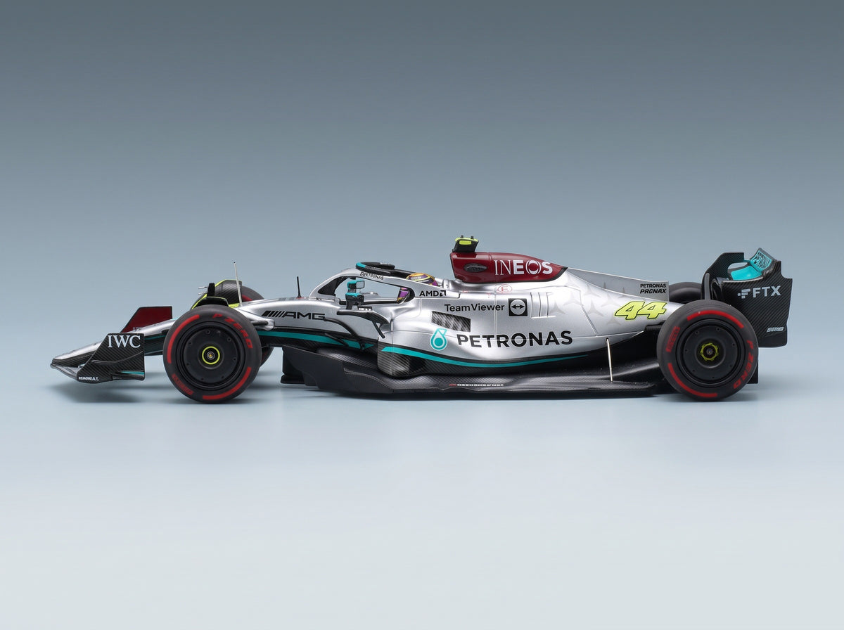 Mercedes F1 W13E Team Mercedes-AMG Petronas F1 No. 44 Lewis Hamilton 2nd Hungarian GP 2022 Minichamps 1:43 scale model - side view