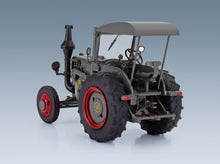 Lanz Bulldog D9506 Tractor 1949 Grey Red Schuco 1:32 - rear three-quarter view