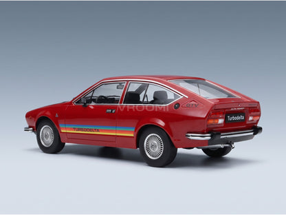 Alfa Romeo Alfetta 2000 GTV Turbodelta 1979 Red Black KK Scale 1:18 scale model - rear three-quarter view