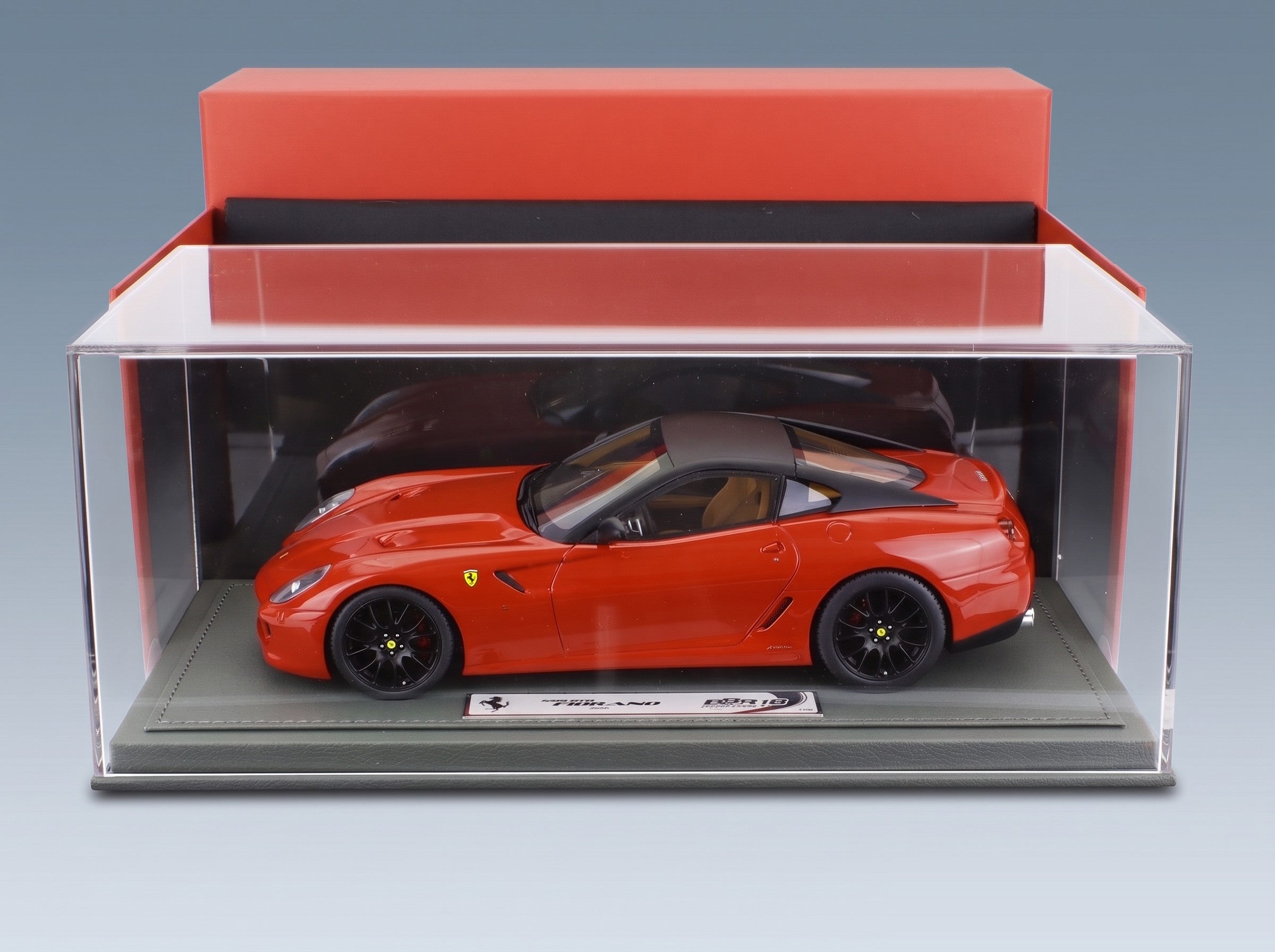 Ferrari 599 GTB Fiorano F-1 Gearbox 2007 Rosso Corsa with Showcase BBR Models 1:18 scale model - original packaging