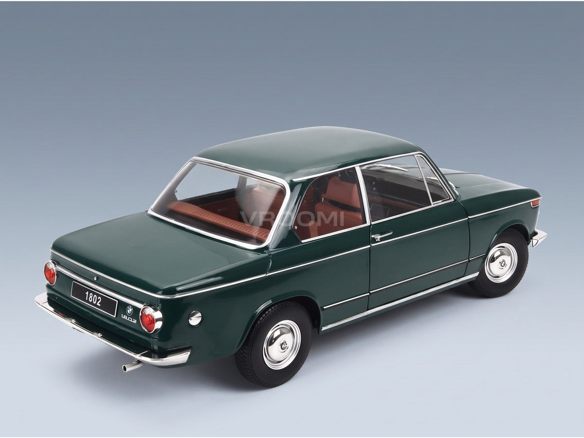 BMW 1802 1-Series 1967 Green KK Scale 1:12 scale model - rear three-quarter view