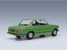 BMW 1502 2-Series 1974 Green KK Scale 1:18 scale model - rear three-quarter view
