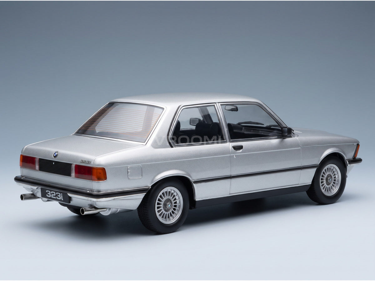 BMW 3 Series 323i (E21) 1978 Silver KK Scale 1:18 scale model - rear three-quarter view