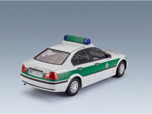 BMW 3-Series (E46) Polizei 1999 White Green KK Scale 1:18 scale model - rear three-quarter view