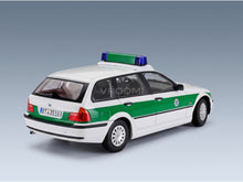 BMW 3-Series (E46) Touring SW Polizei 1999 White Green KK Scale 1:18 scale model - rear three-quarter view