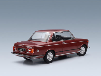 BMW L2002 Tii 2-Series 1974 Dark Red KK Scale 1:18 scale model - rear three-quarter view
