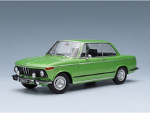 BMW L2002 Tii 2-Series 1974 Green Metallic KK Scale 1:18 scale model - front three-quarter view