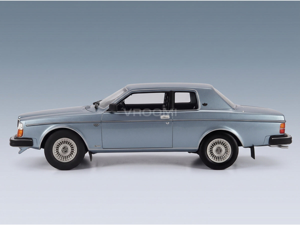 Volvo 262C Bertone 1981 Light Blue Metallic Cult Scale Models 1:18 scale model - side view