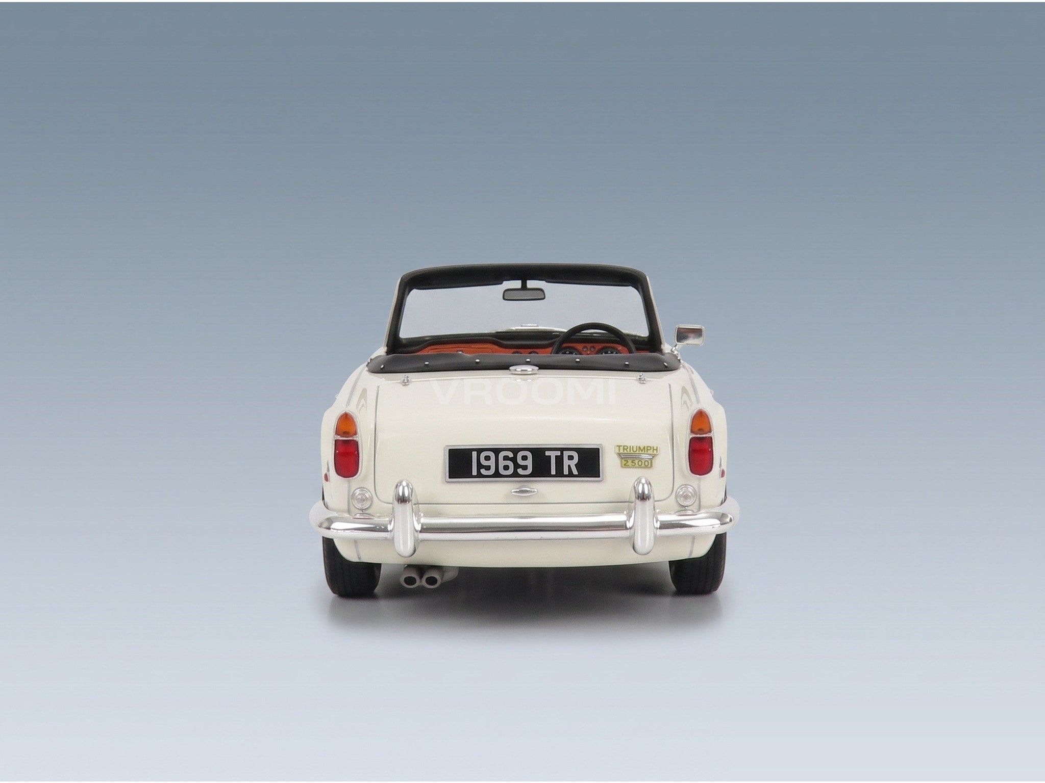 Triumph TR5 Spider 1967 White Cult Scale Models 1:18 scale model - rear view