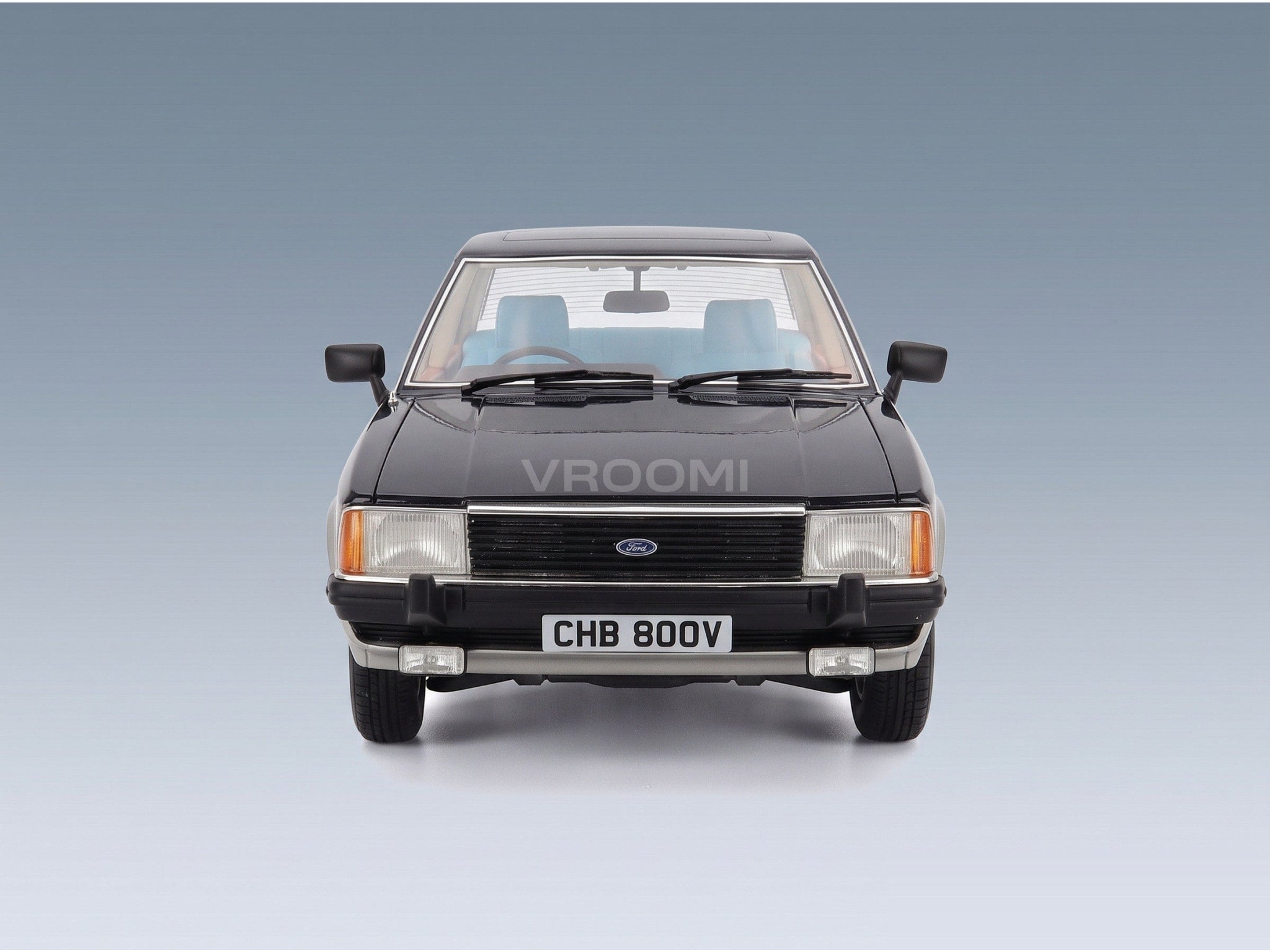 Ford Granada 2.8 Ghia Saloon 1978 Blue Silver Cult Scale Models 1:18 scale model - front view