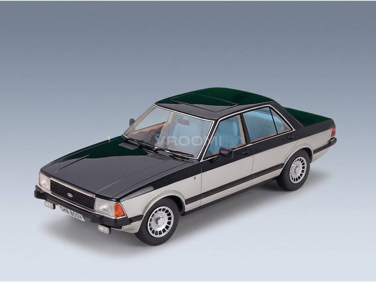 Ford Granada 2.8 Ghia Saloon 1978 Blue Silver Cult Scale Models 1:18 scale model - front three-quarter view