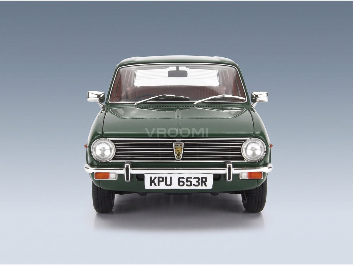Austin Maxi 1750 1971 Brooklands Green Cult Scale Models 1:18 scale model - front view