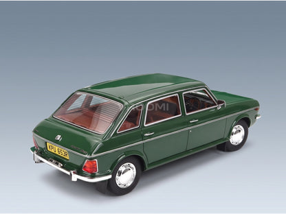 Austin Maxi 1750 1971 Brooklands Green Cult Scale Models 1:18 scale model - rear three-quarter view