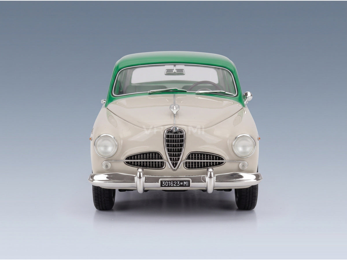 Alfa Romeo 1900 Super Berlina 1958 White Green Cult Scale Models 1:18 scale model - front view