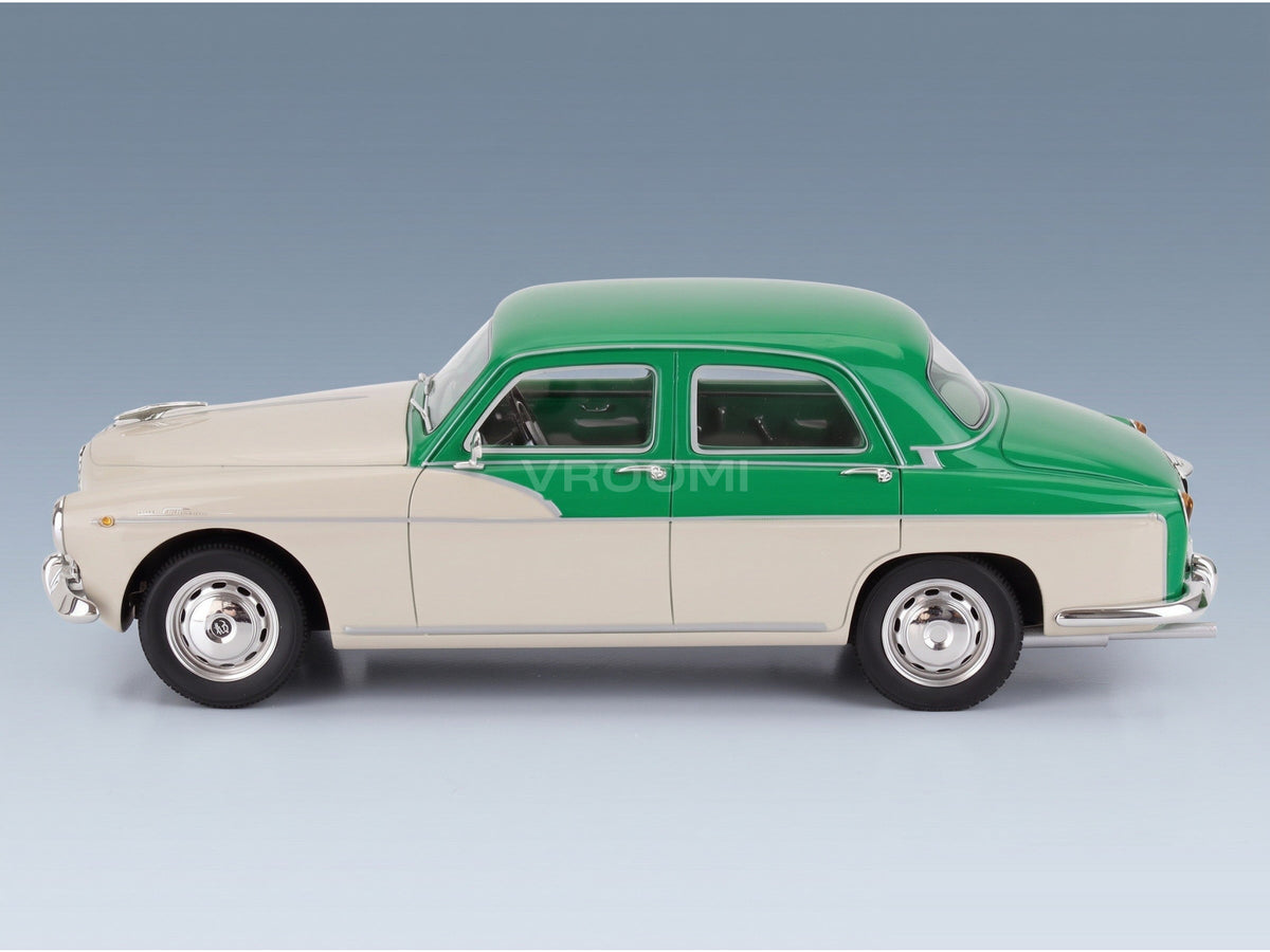 Alfa Romeo 1900 Super Berlina 1958 White Green Cult Scale Models 1:18 scale model - side view
