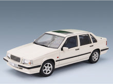 Volvo 850 GLT 1994 White Cult Scale Models 1:18 scale model - front three-quarter view
