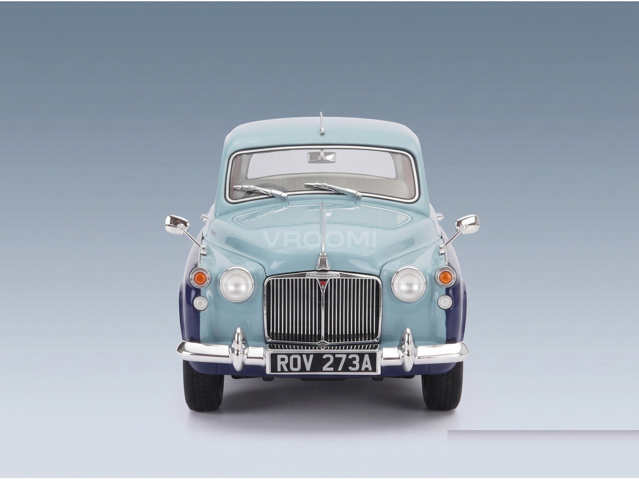 Rover 110 P4 1962 Two-Tone Blue Cult Scale Models 1:18 scale model - front view
