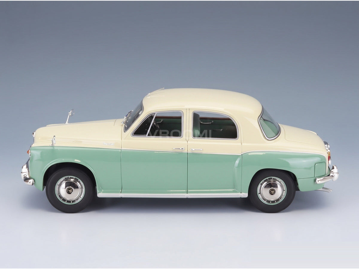 Rover 110 P4 1962 Cream Green Cult Scale Models 1:18 scale model - side view