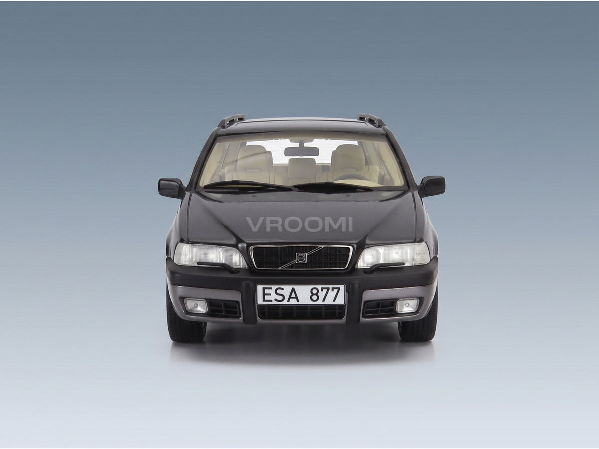 Volvo V70 XC Cross Country Station Wagon 1996 Black Cult Scale Models 1:18 scale model - front view