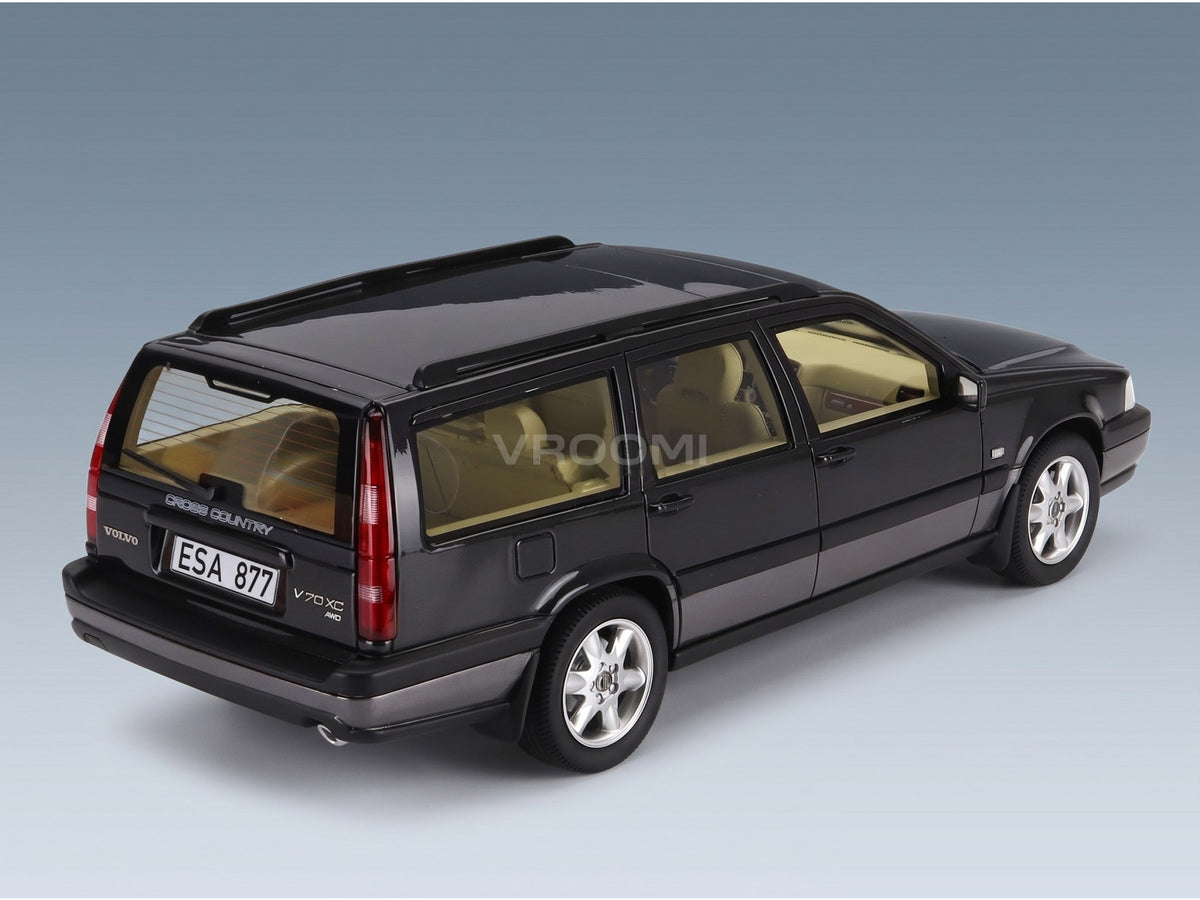 Volvo V70 XC Cross Country Station Wagon 1996 Black Cult Scale Models 1:18 scale model - rear three-quarter view