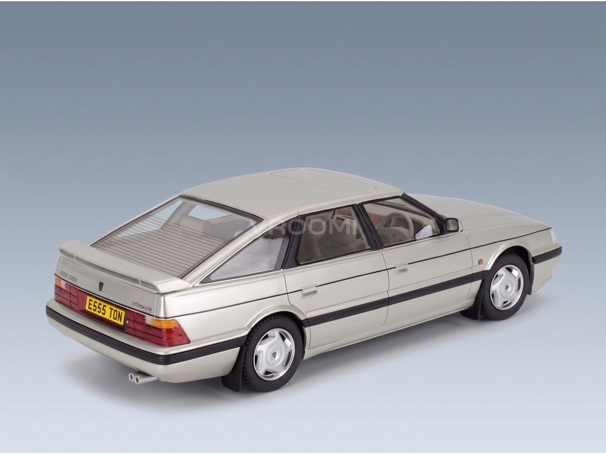Rover Vitesse 827 1988 Silver Cult Scale Models 1:18 scale model - rear three-quarter view