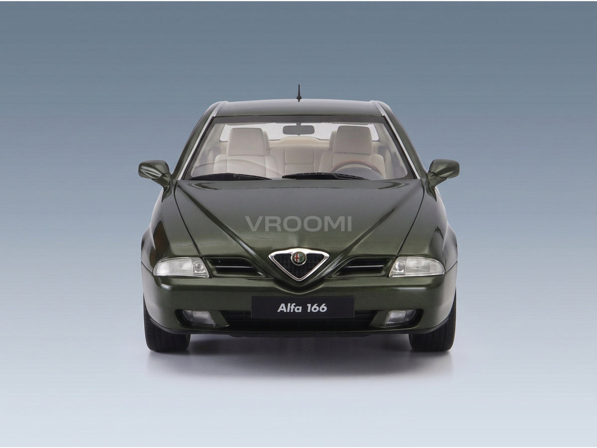 Alfa Romeo 166 3.0 V6 24v Super 1998 Green Cult Scale Models 1:18 - front view