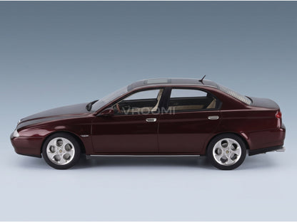 Alfa Romeo 166 3.0 V6 24v Super 1998 Red Metallic Cult Scale Models 1:18 scale model - side view
