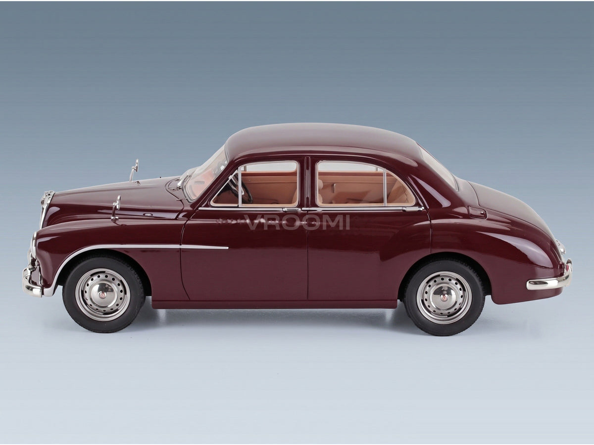 MG Magnette Island 1956 Red Cult Scale Models 1:18 scale model - side view