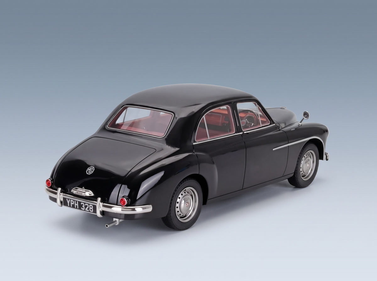 MG Magnette Island 1956 Black Cult Scale Models 1:18 - rear three-quarter view