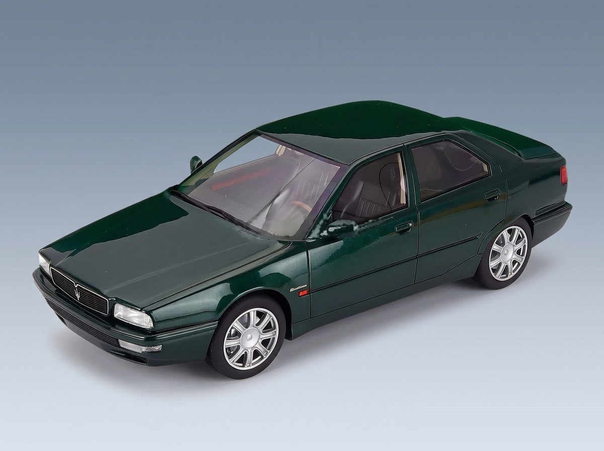 Maserati Quattroporte 4-Series 1994 Green Cult Scale Models 1:18 scale model - front three-quarter view
