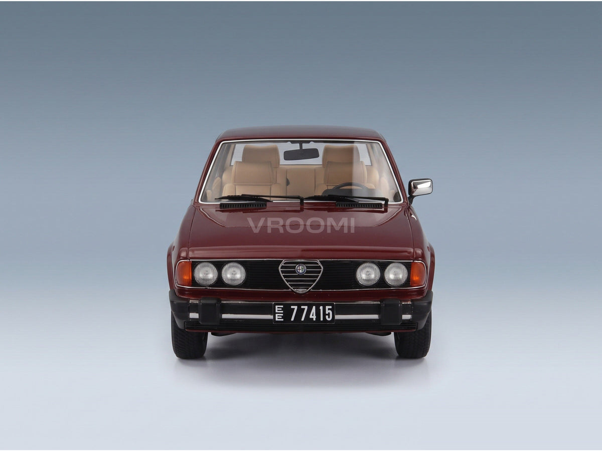 Alfa Romeo Alfa 6 2.5 1979 Red Cult Scale Models 1:18 scale model - front view