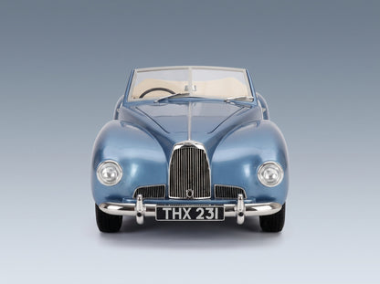 ASTON MARTIN - 2L SPORTS SPIDER CABRIOLET OPEN 1949 - LIGHT BLUE MET scale model - front view