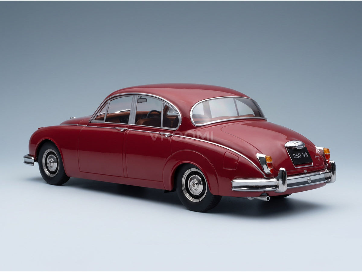 Daimler 250 V6 LHD 1962 Red Brown Interior KK Scale 1:18 scale model - rear three-quarter view