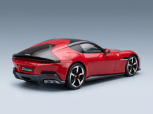 Ferrari 12Cilindri Coupé V12 2024 Rosso Corsa with Showcase MR Models 1:18 - rear three-quarter view