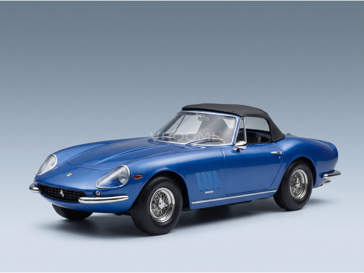 Ferrari 275 GTB/4 NART Spider 1967 Blue Metallic KK Scale 1:18 scale model - front three-quarter view