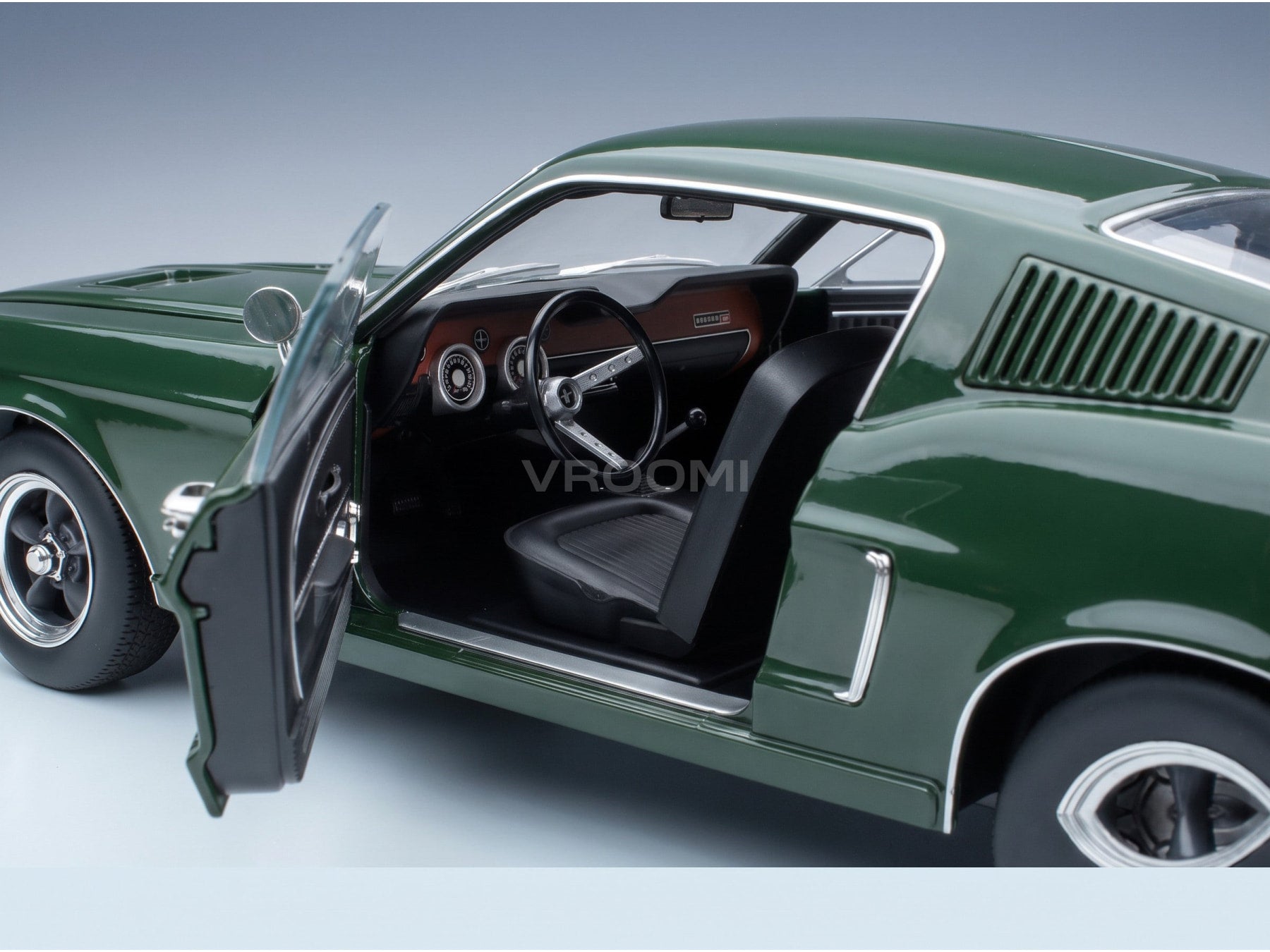 Ford Mustang GT Fastback Coupe 1968 Green KK Scale 1:12 scale model - interior