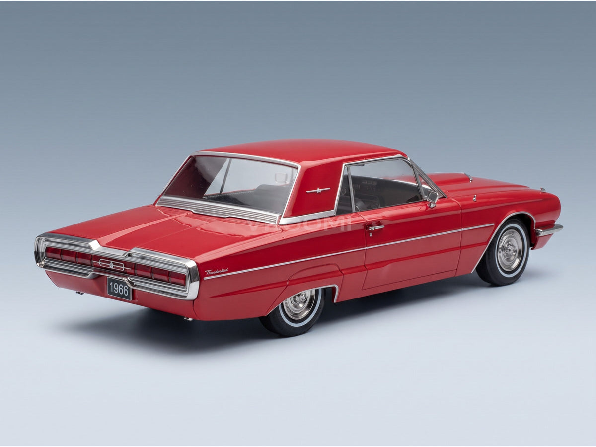Ford Thunderbird Cabriolet Hard-Top Closed 1966 Red KK Scale 1:18 scale model - rear three-quarter view